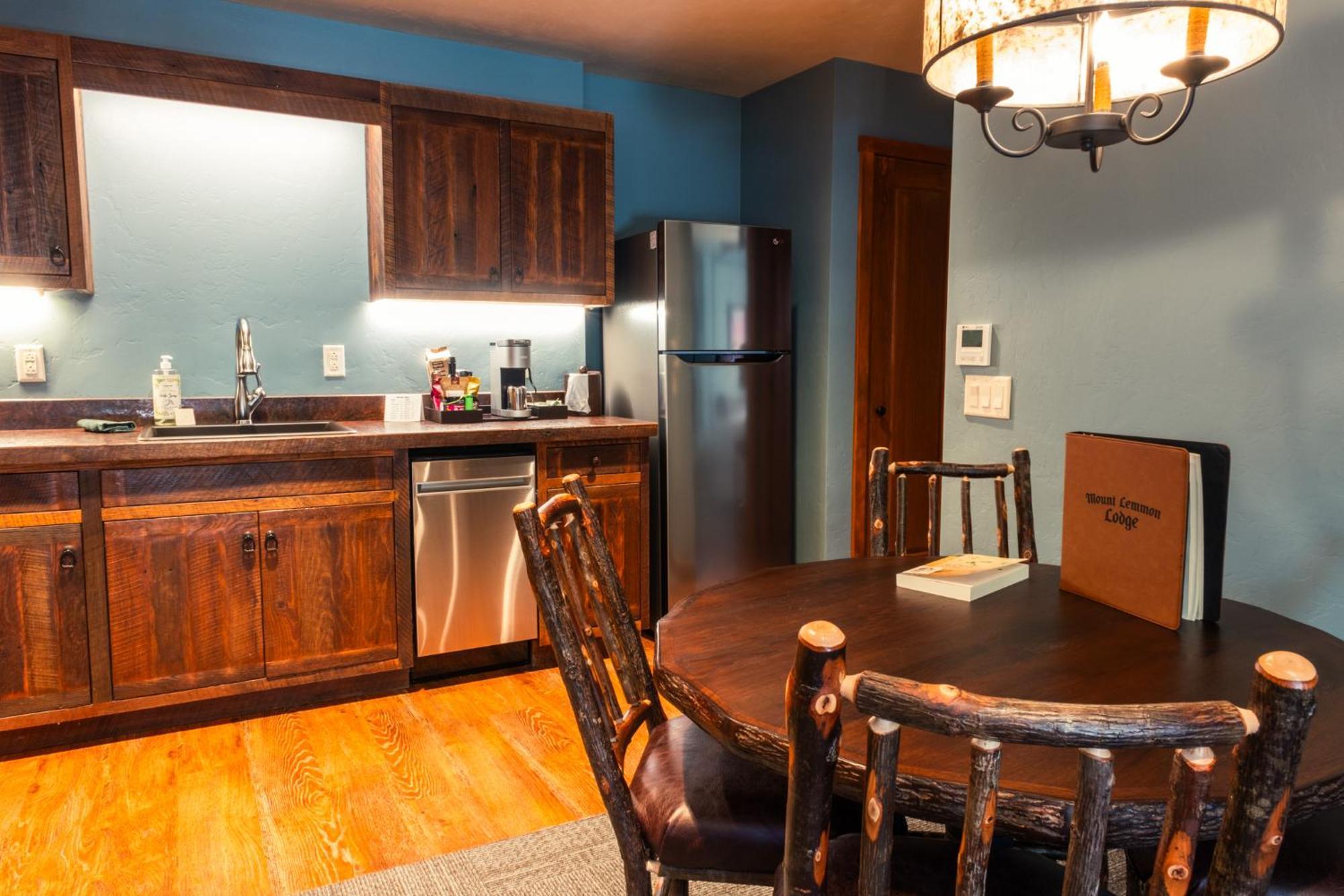 Mt. Lemmon Lodge Loma Linda Екстериор снимка